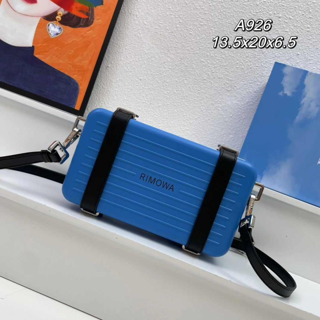 Christian Dior AAA Quality Messenger Bags For Women Unique 8566