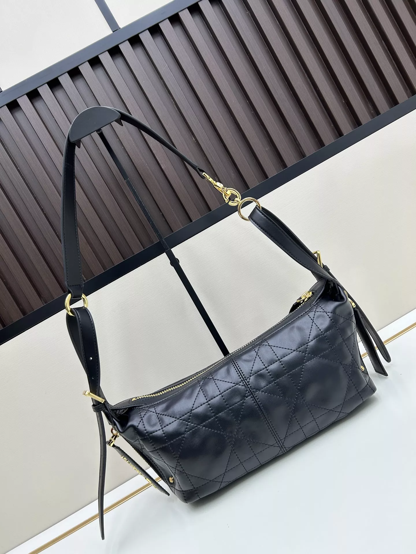 Christian Dior AAA Quality Shoulder Bags For Women Comfortable 1393