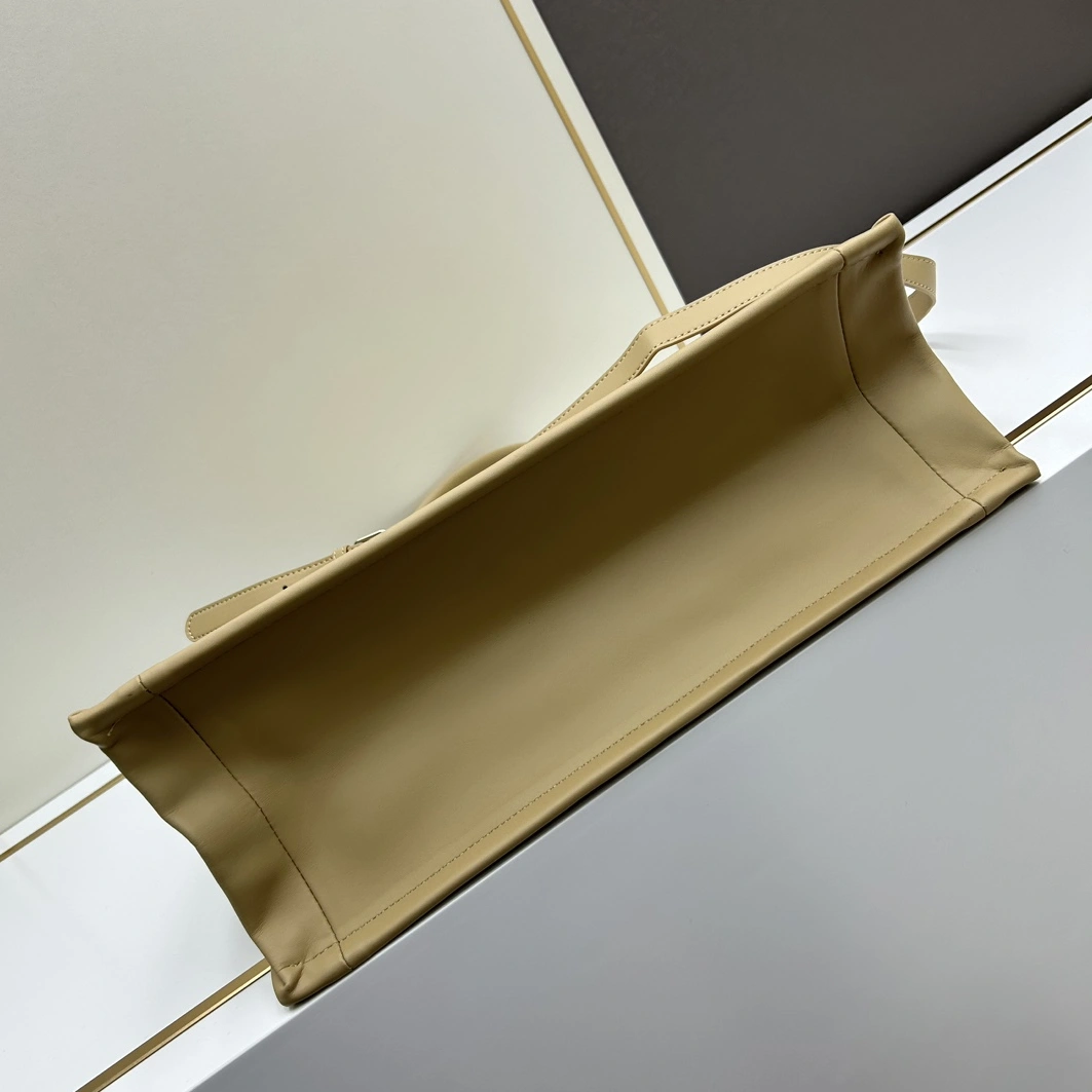 Christian Dior AAA Quality Tote-Handbags For Women Trendsetting 5102 - Image 6