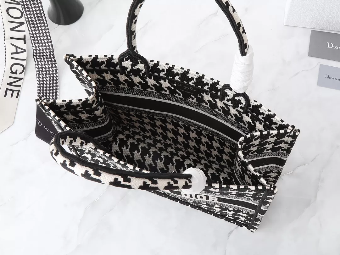 Christian Dior AAA Quality Tote-Handbags For Women WellDesigned 1178 - Image 8