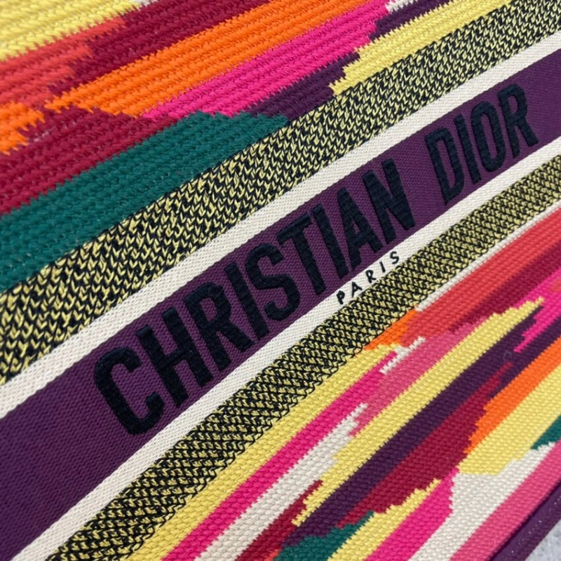 Can be ca Christian Dior Book Tote Multicolor Patchwork Embroidery - Image 5
