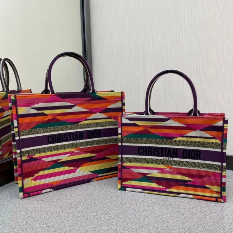 Can be ca Christian Dior Book Tote Multicolor Patchwork Embroidery - Image 10