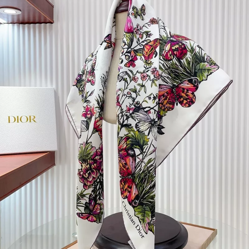 Christian Dior Silk Squares Compact 5153 - Image 6