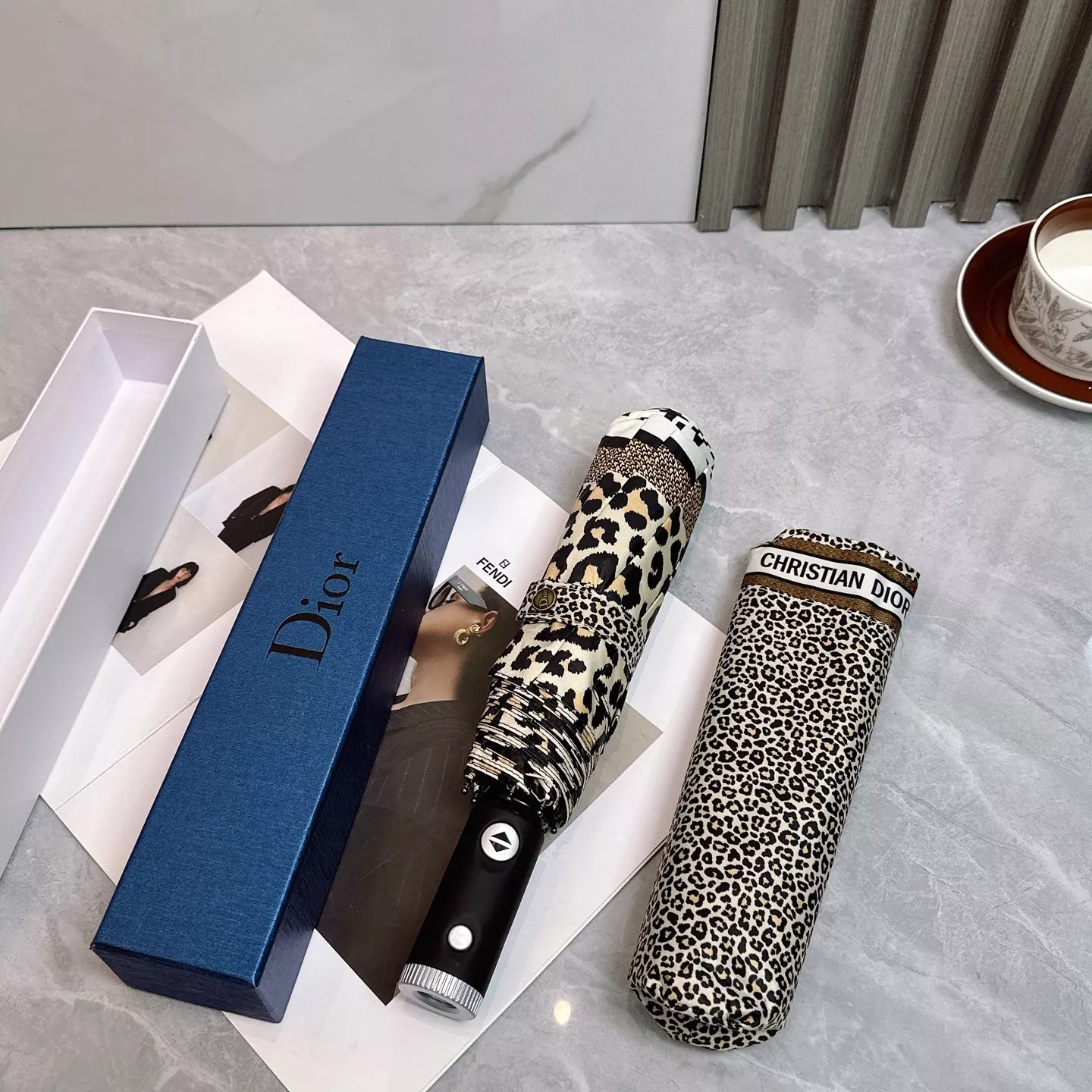 Christian Dior Umbrellas EyeCatching 8826 - Image 6