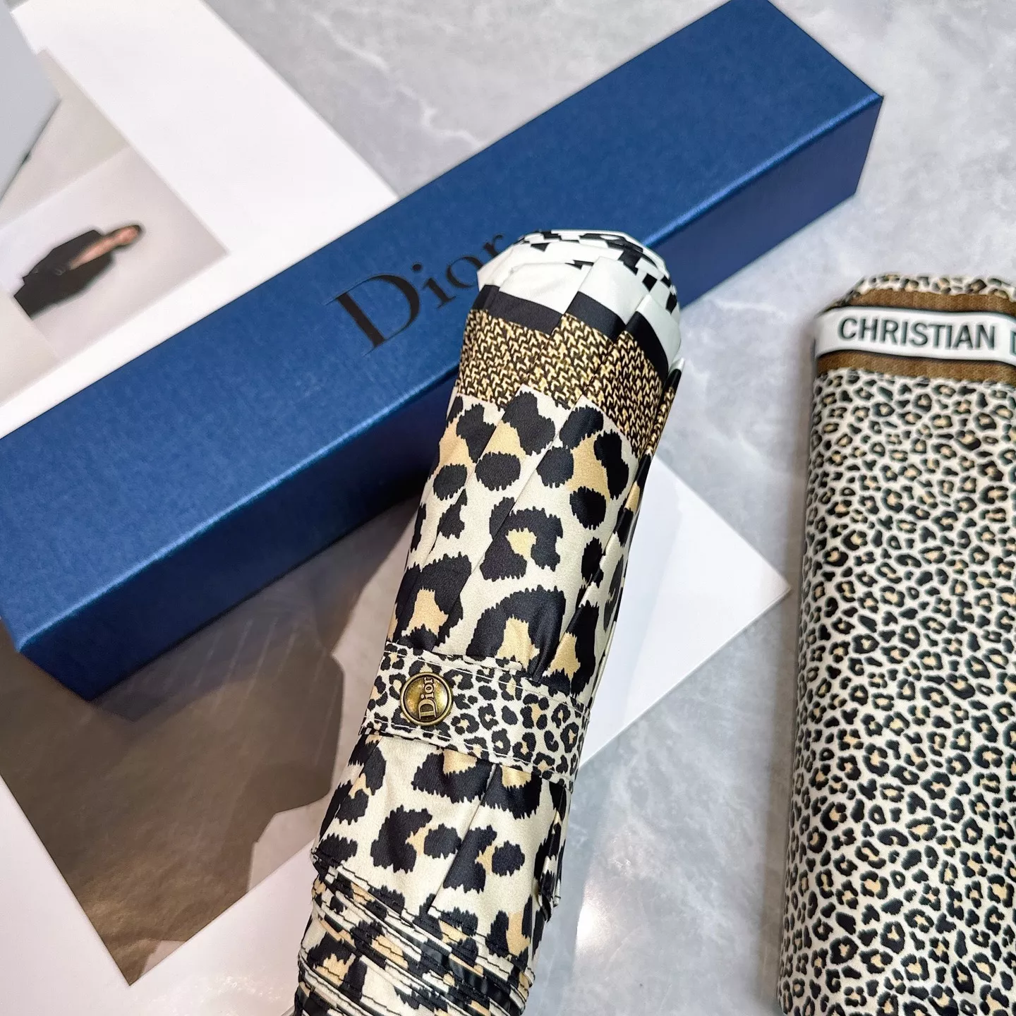 Christian Dior Umbrellas EyeCatching 8826 - Image 7