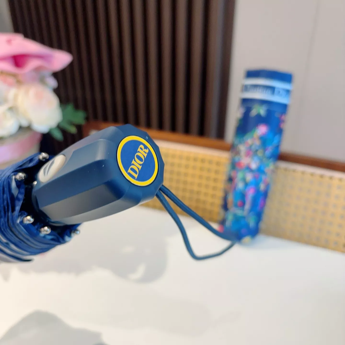 Christian Dior Umbrellas Resilient 4505 - Image 6