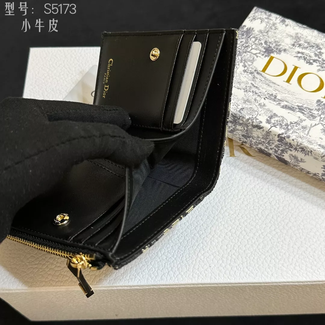 Christian Dior Wallets For Women SmartChoice 3946 - Image 6