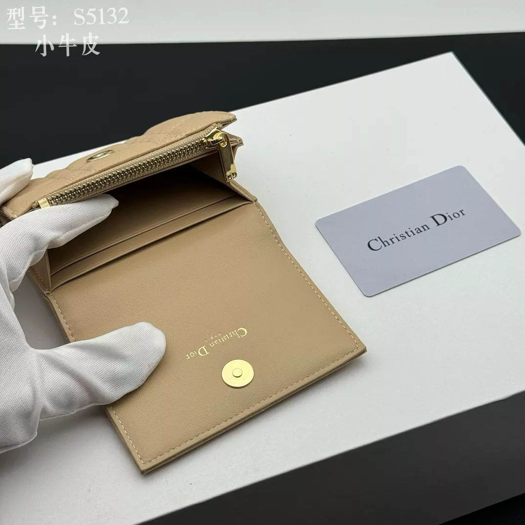 Christian Dior Wallets For Women Stylish 4502 - Image 6