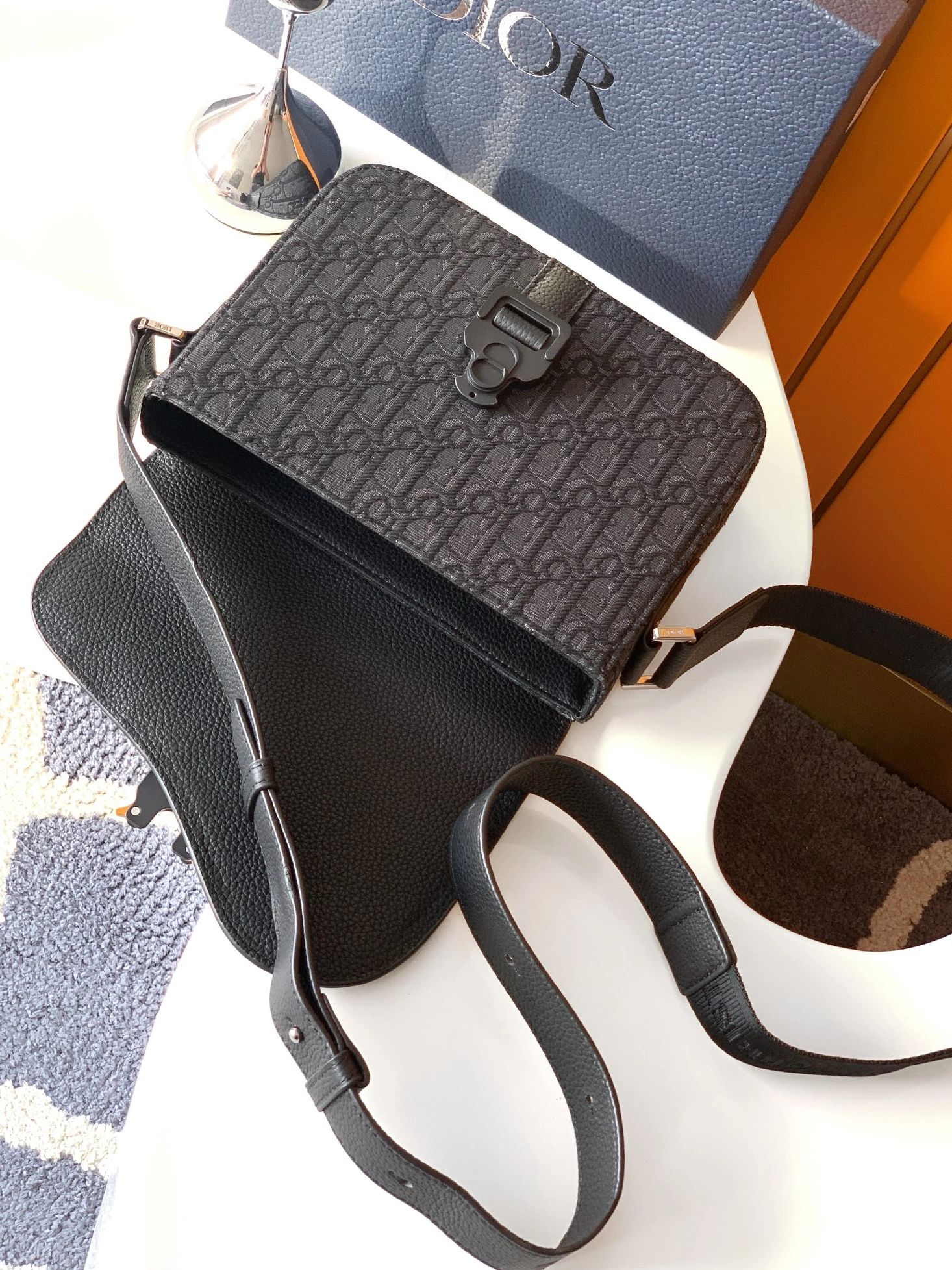 Classic 6935 Christian Dior AAA Man Messenger Bags - Image 6