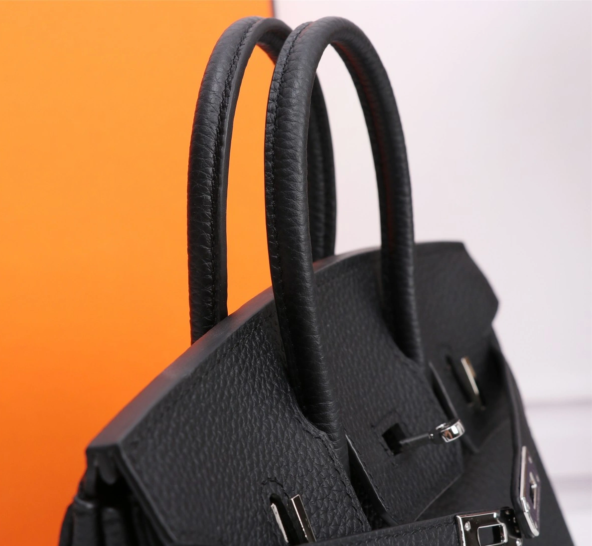 Classic 9526 Hermes AAA Quality Handbags For Women - Image 3