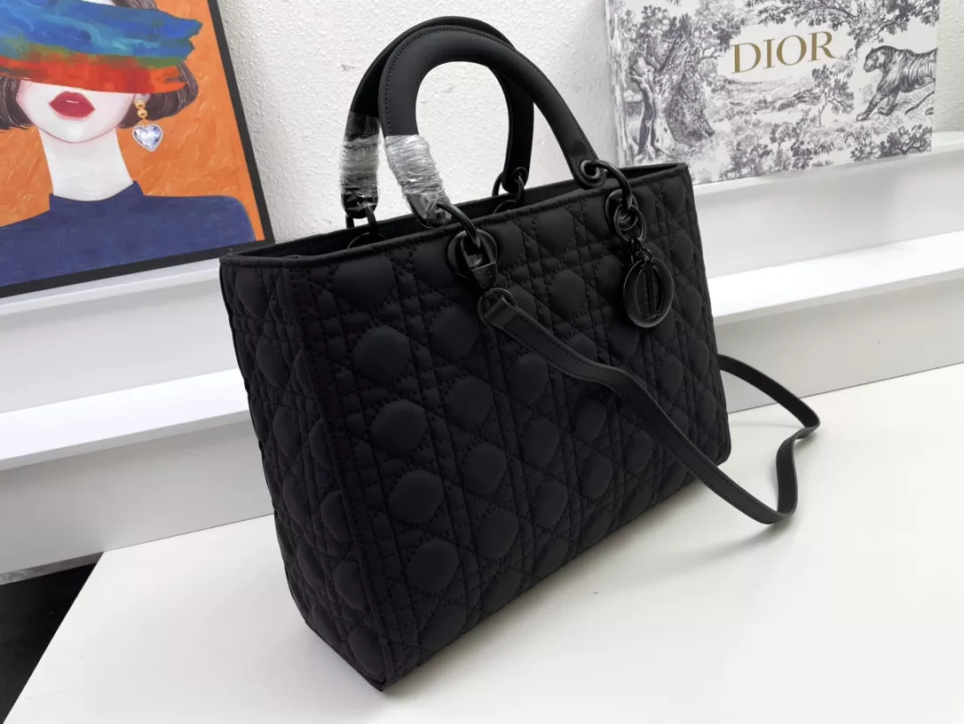 Comfortable 3178 Christian Dior AAA Quality Handbags For Women - Image 3