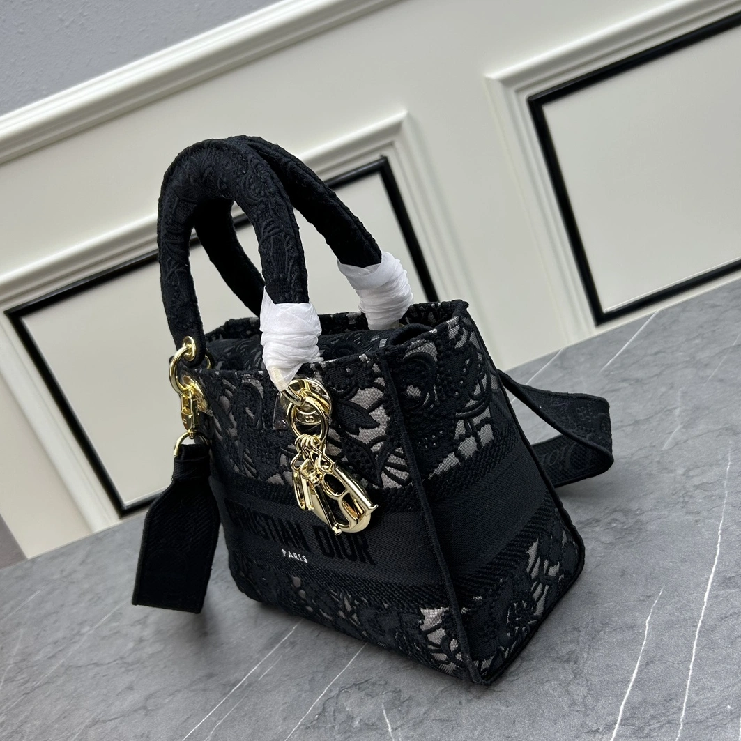 Comfortable 3430 Christian Dior AAA Quality Handbags For Women