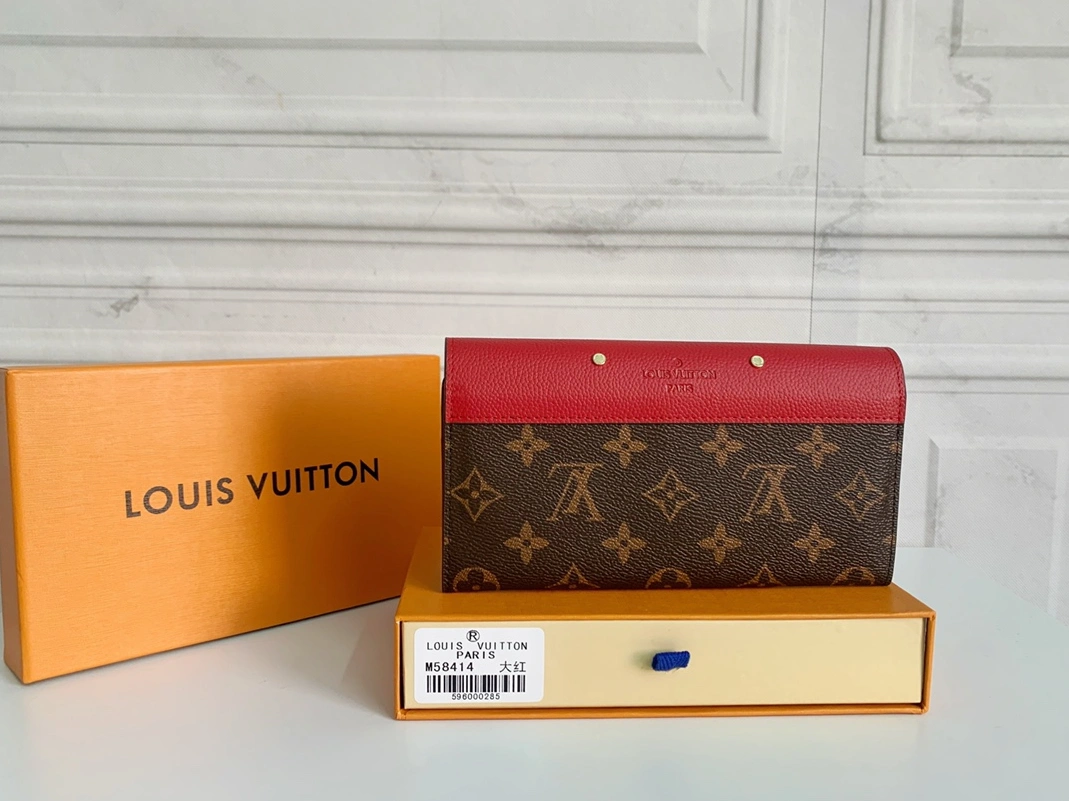 Comfortable 8297 Louis Vuitton LV Wallets For Women
