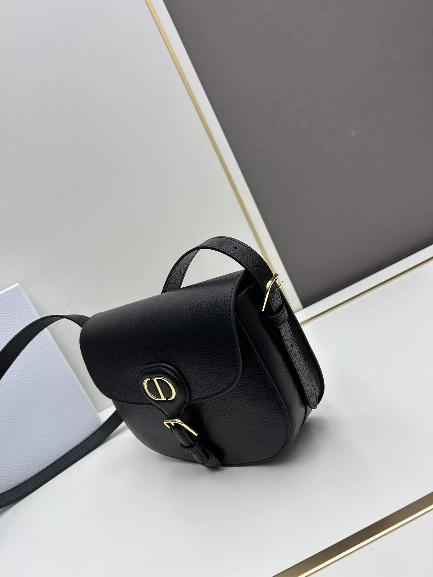 Comfortable 8806 Christian Dior AAA Quality Messenger Bags For Women - Image 3