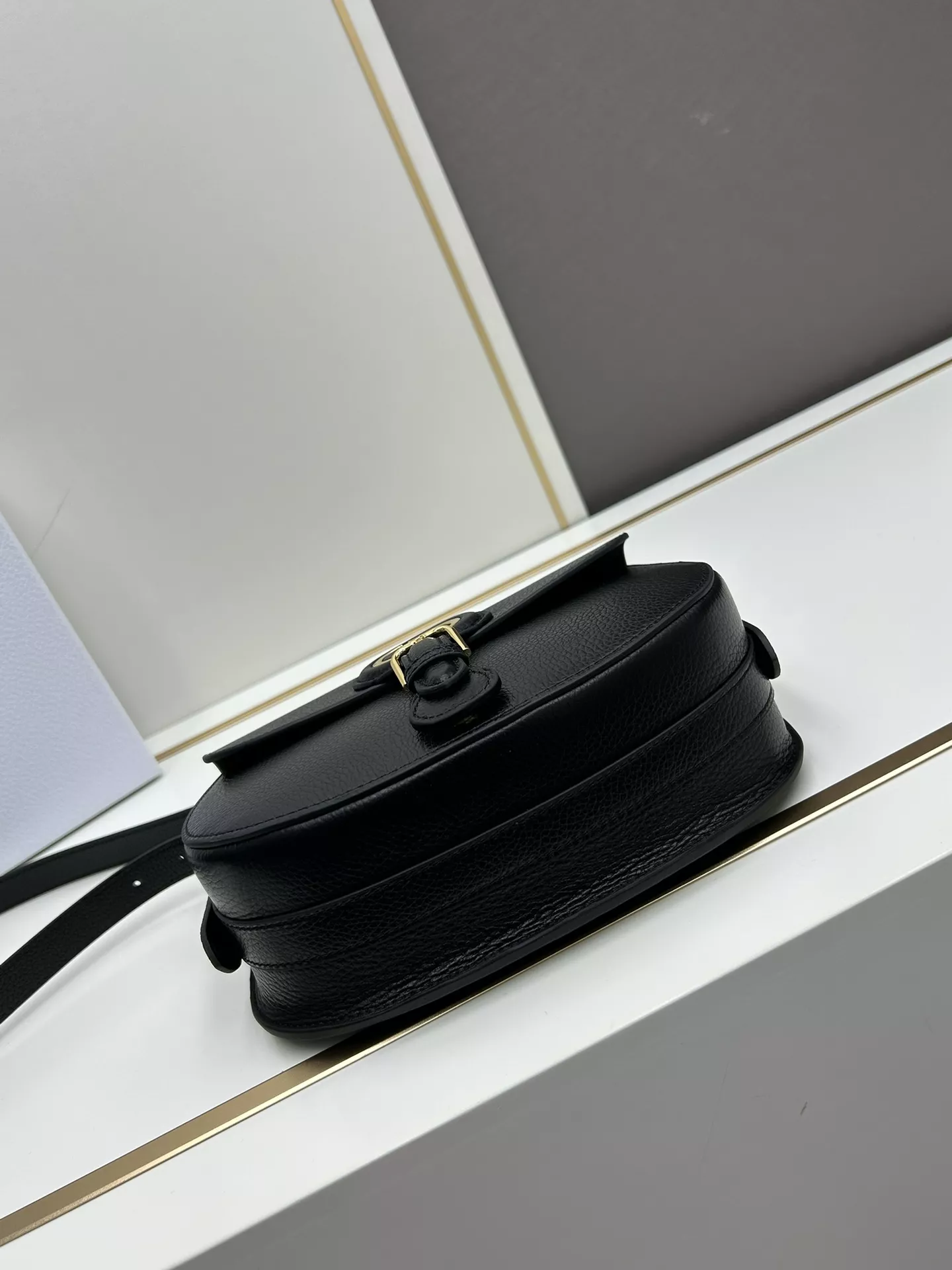 Comfortable 8806 Christian Dior AAA Quality Messenger Bags For Women - Image 6