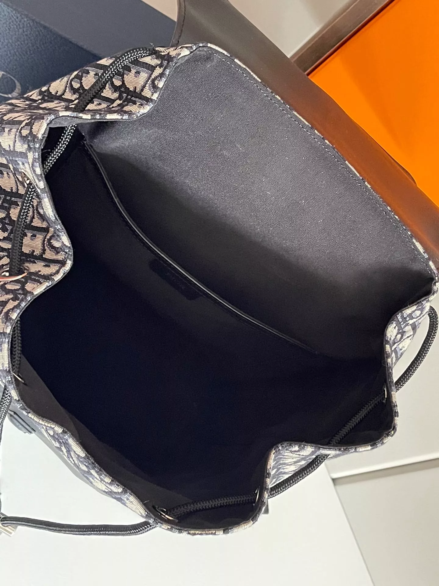 Comfortable 8813 Christian Dior AAA Man Backpacks - Image 8