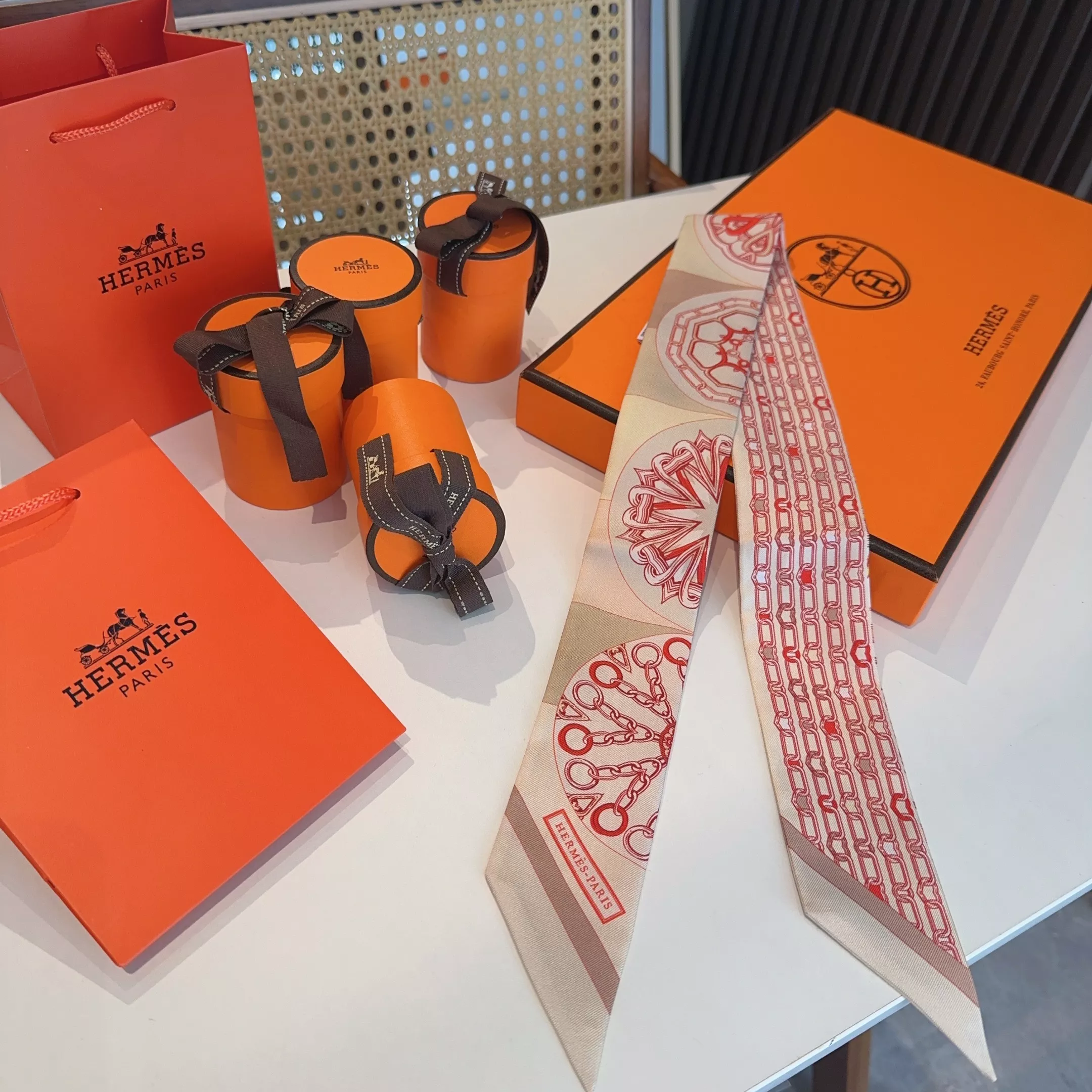 Compact 3070 Hermes Silk Scarf