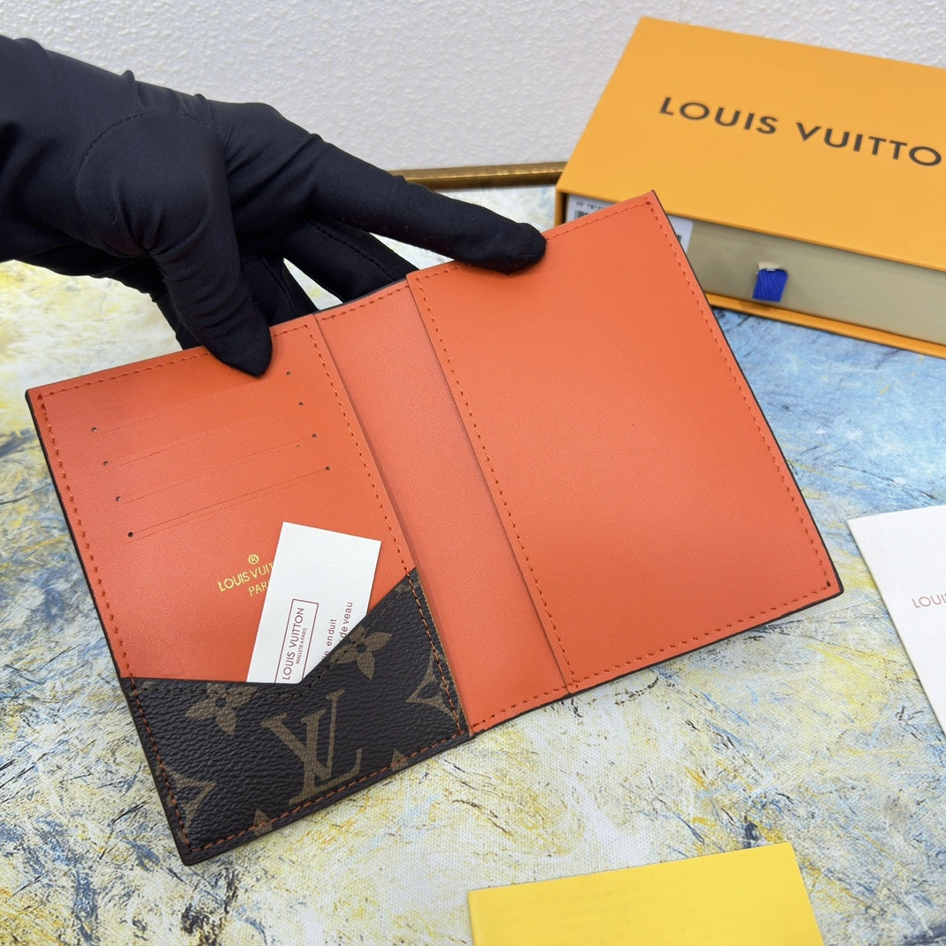 Compact 3222 Louis Vuitton LV Card Case For Unisex - Image 4