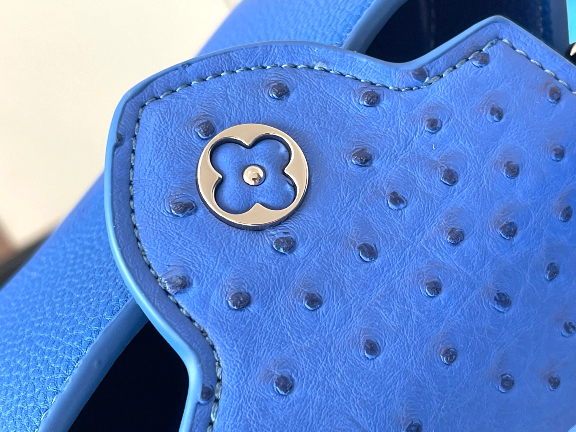 Compact 7734 Louis Vuitton AAA Quality Messenger Bags For Women - Image 7