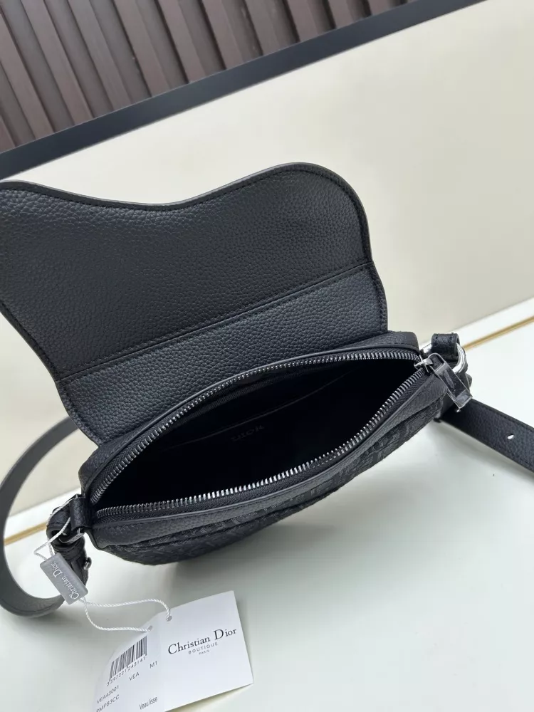 Cozy 5214 Christian Dior AAA Quality Messenger Bags For Unisex - Image 7