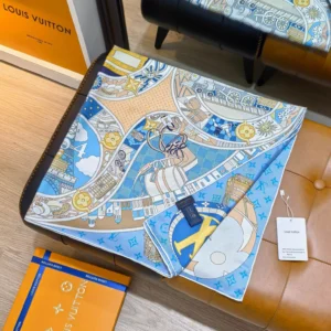 Cozy 6526 Louis Vuitton Silk Squares