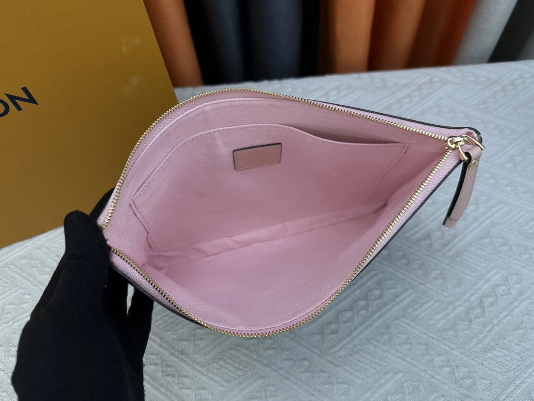 DailyWear 332 Louis Vuitton LV Wallets For Unisex - Image 5