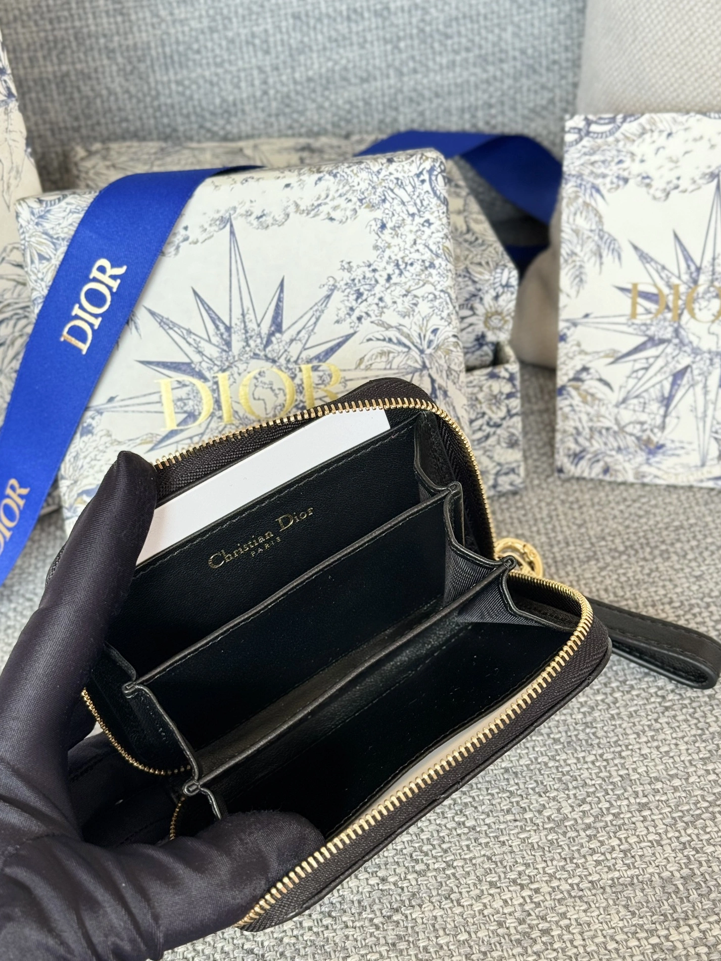 DailyWear 355 Christian Dior AAA Wallets For Women - Image 6