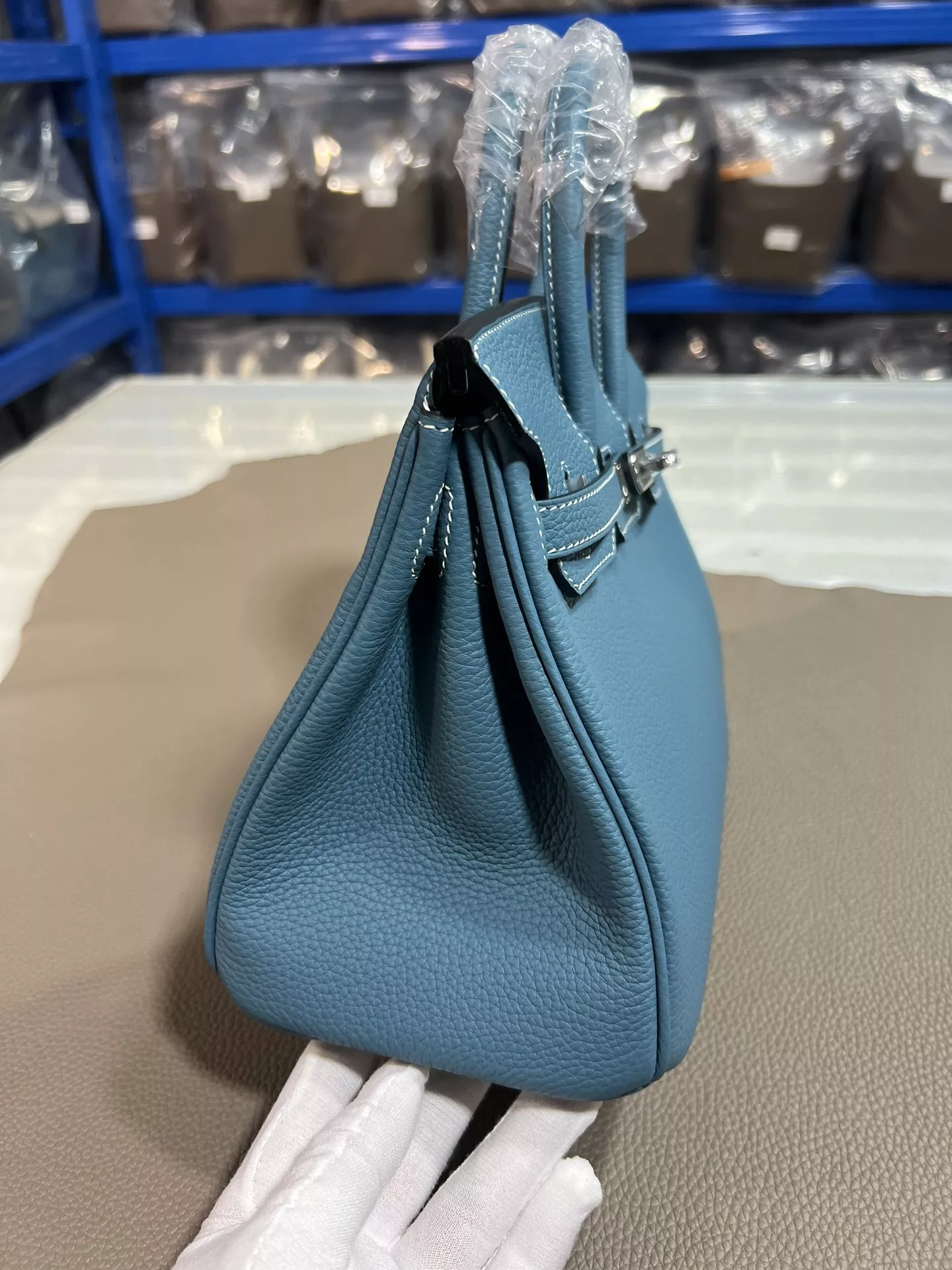 DailyWear 6890 Hermes AAA Quality Handbags For Women - Image 3