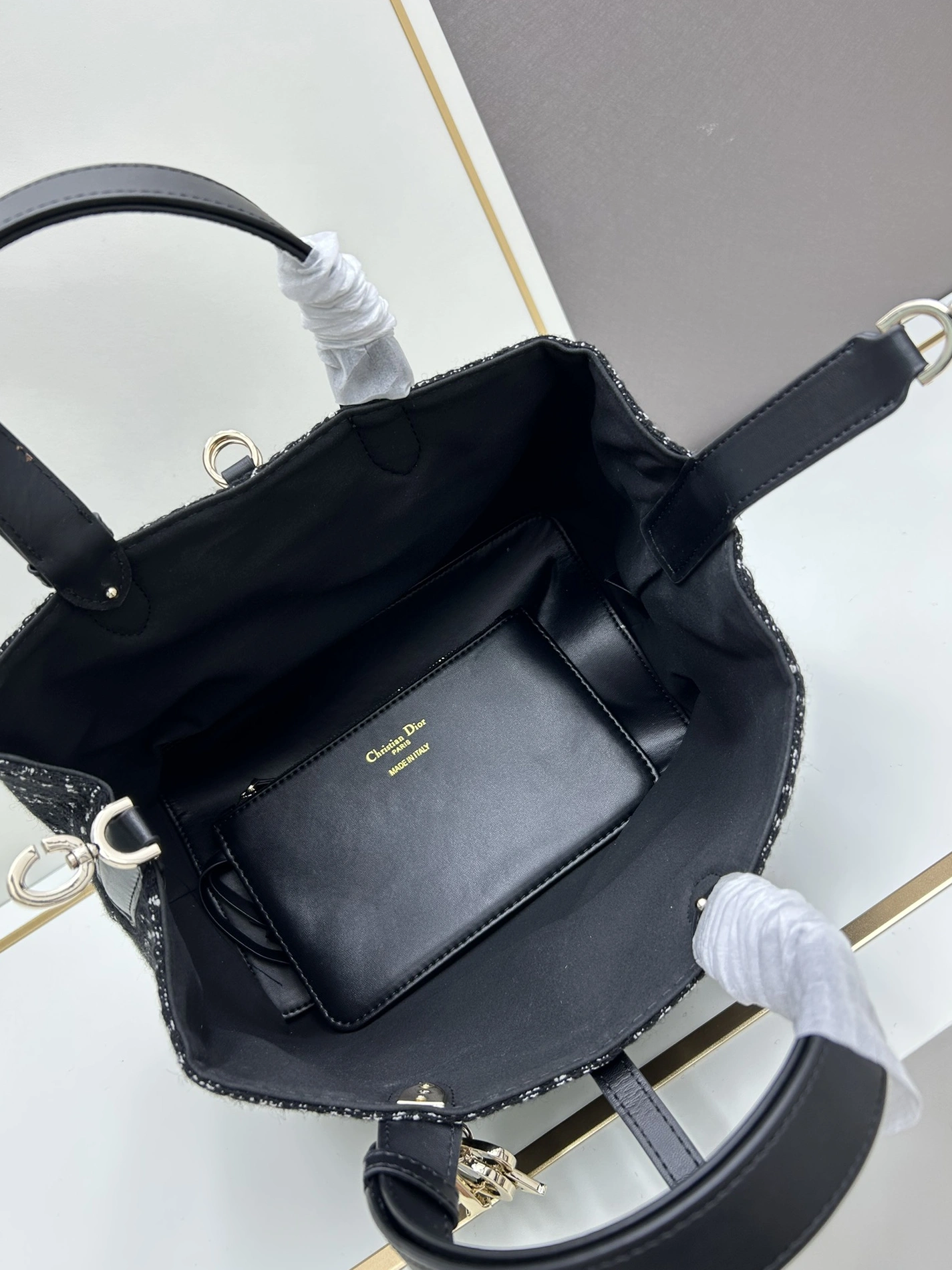 DailyWear 7761 Christian Dior AAA Quality Handbags For Women - Image 7