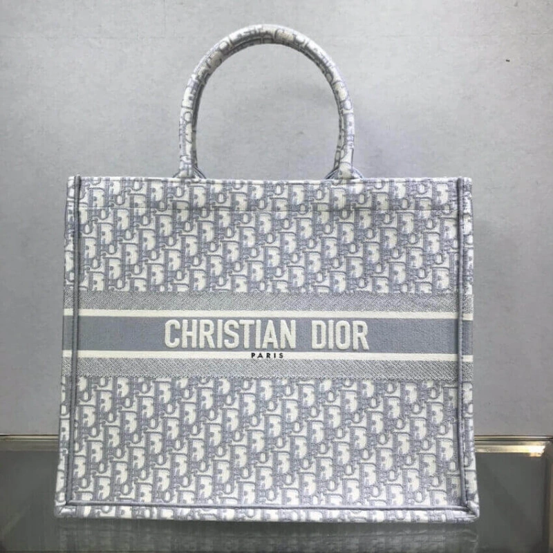 The Dior B Dior Book Tote Grey Oblique Embroidery - Image 4