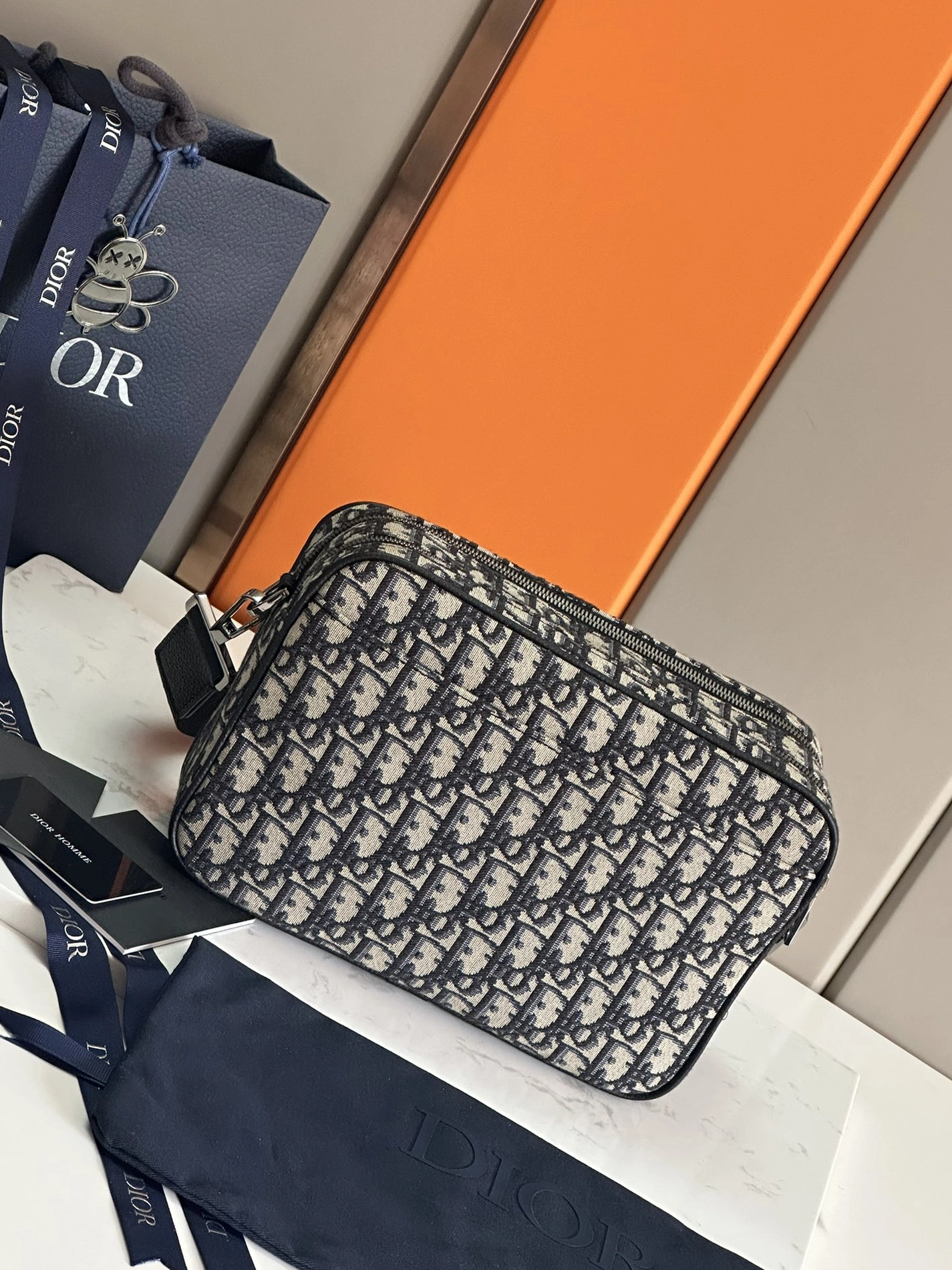 Durable 462 Christian Dior AAA Man Messenger Bags - Image 3