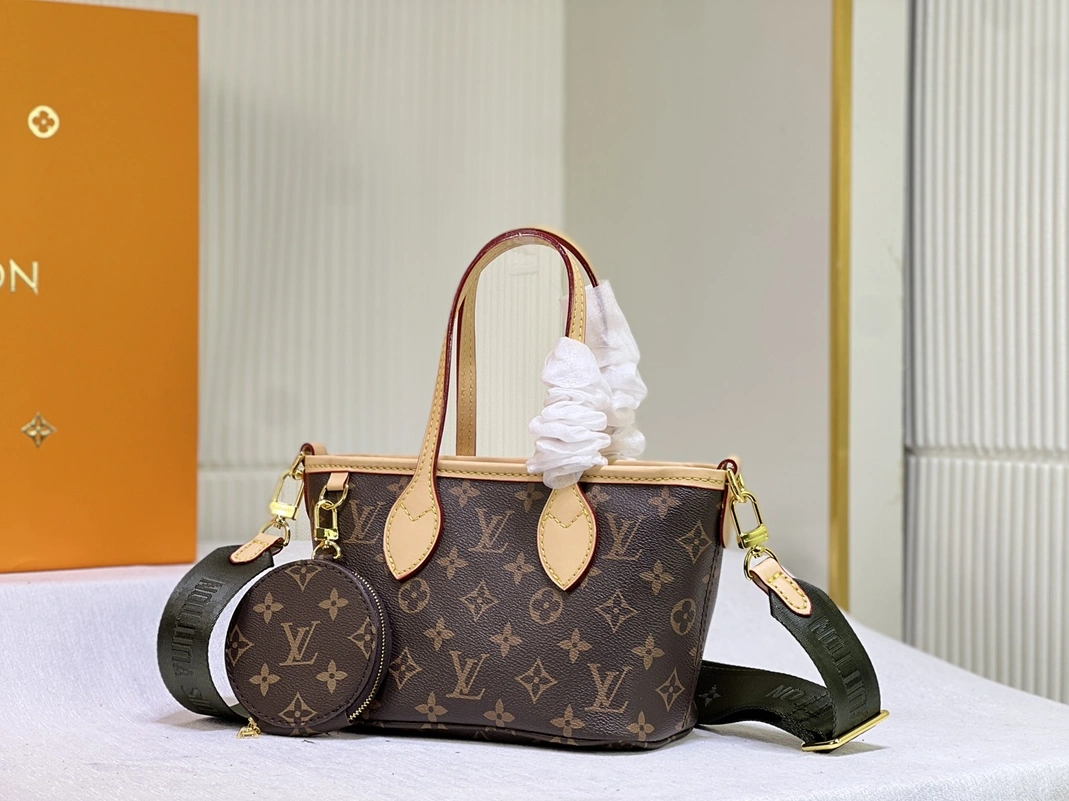 Durable 5283 Louis Vuitton AAA Quality Handbags For Women