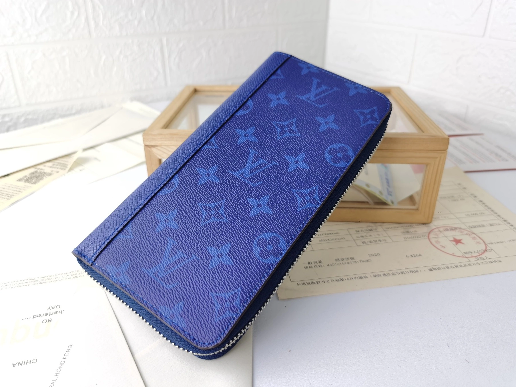 Durable 8066 Louis Vuitton LV Card Case For Unisex - Image 3