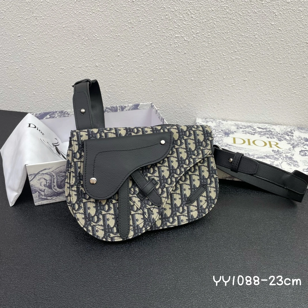 Durable 8879 Christian Dior AAA Man Messenger Bags