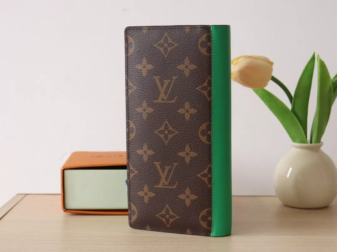 EasyMatch 3093 Louis Vuitton AAA Quality Card Case
