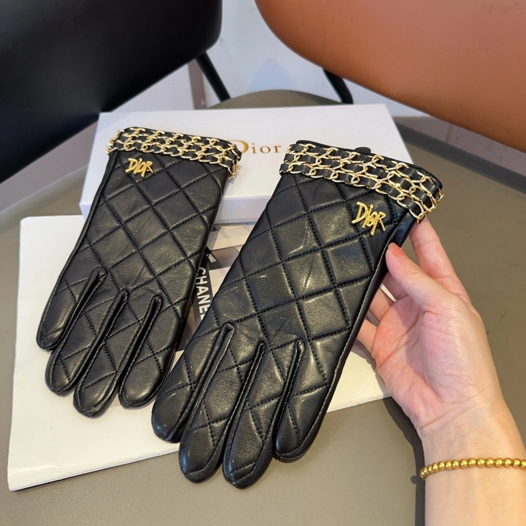 EasyMatch 6471 Christian Dior Gloves