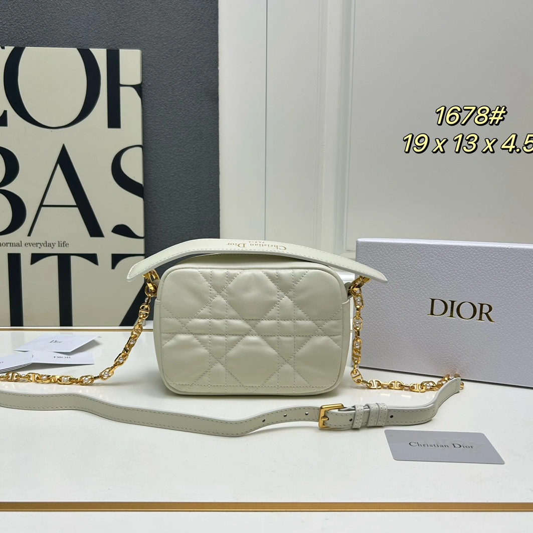 Efficient 1139 Christian Dior AAA Quality Messenger Bags For Women