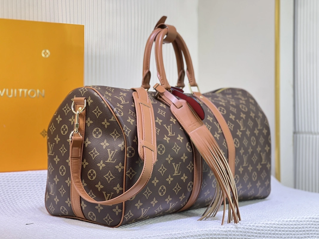 Efficient 4584 Louis Vuitton Travel Bags For Women