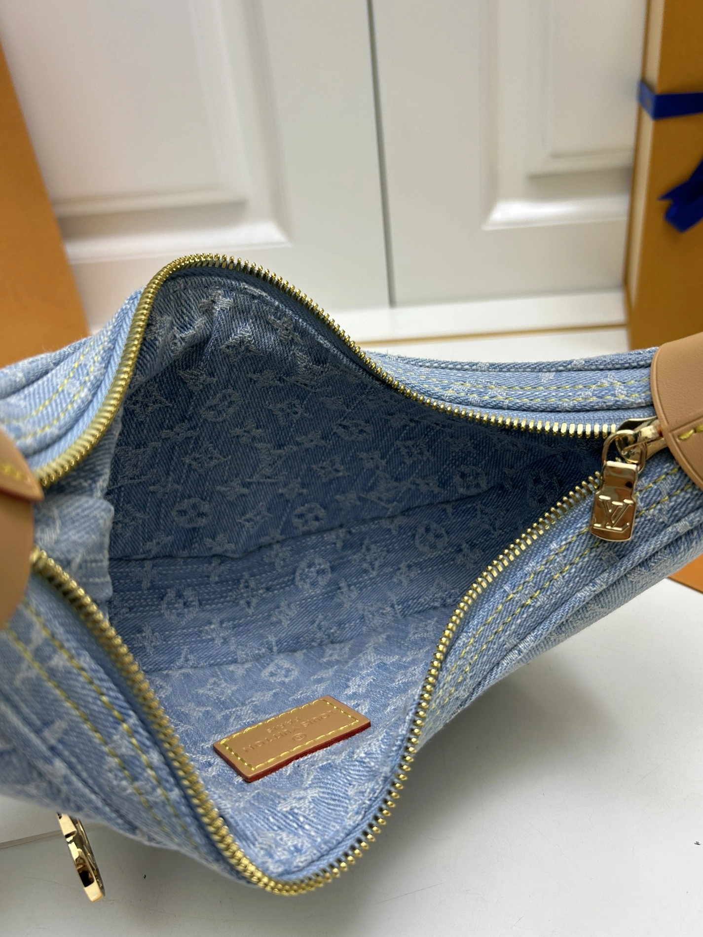 Efficient 696 Louis Vuitton AAA Quality Shoulder Bags For Women - Image 8