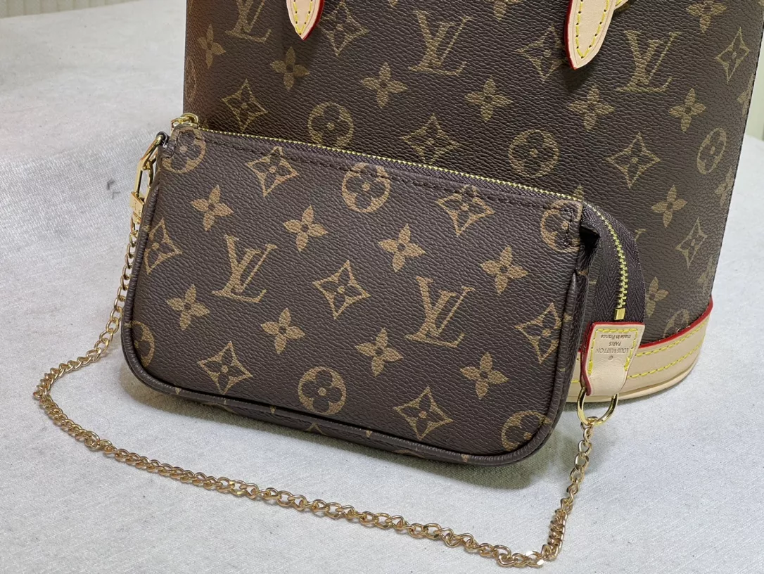 Efficient 7525 Louis Vuitton AAA Quality Shoulder Bags For Women - Image 5