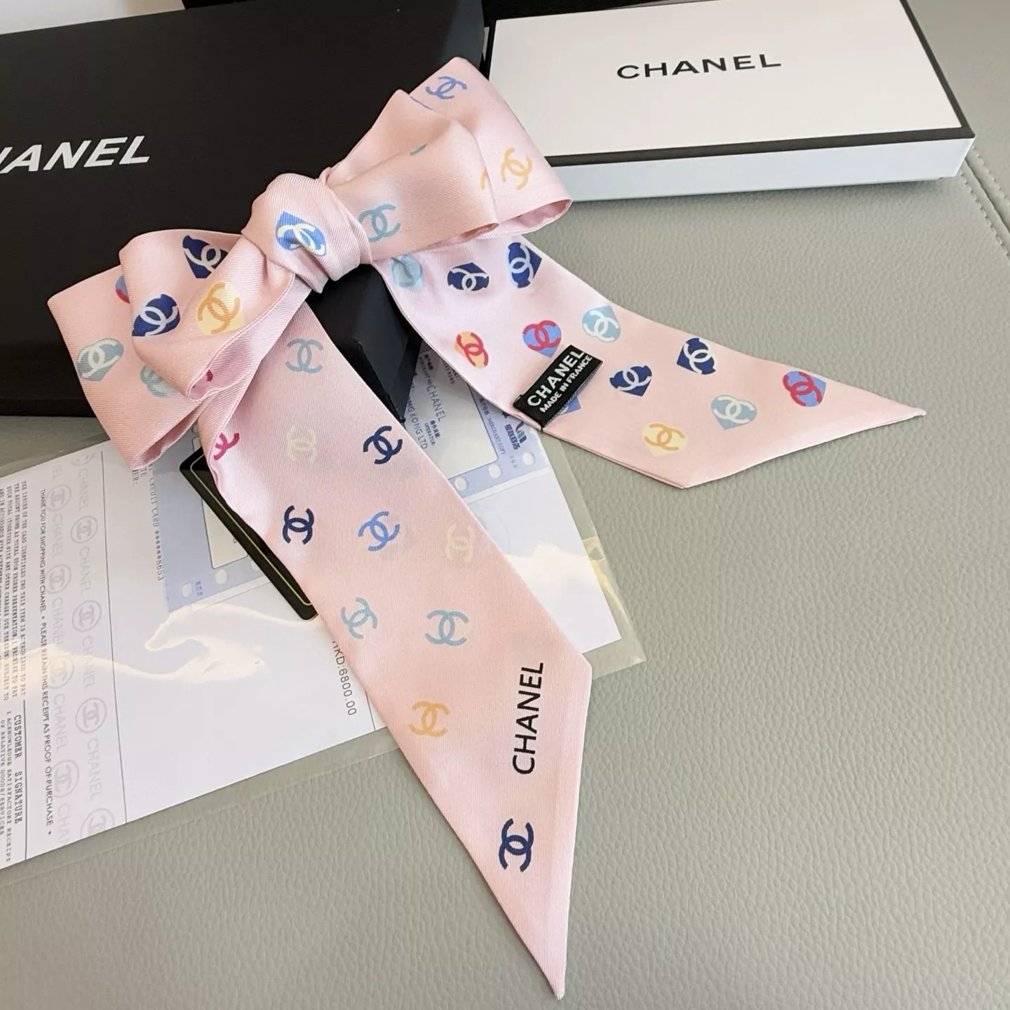 Elegant 2473 Chanel Silk Scarf - Image 3