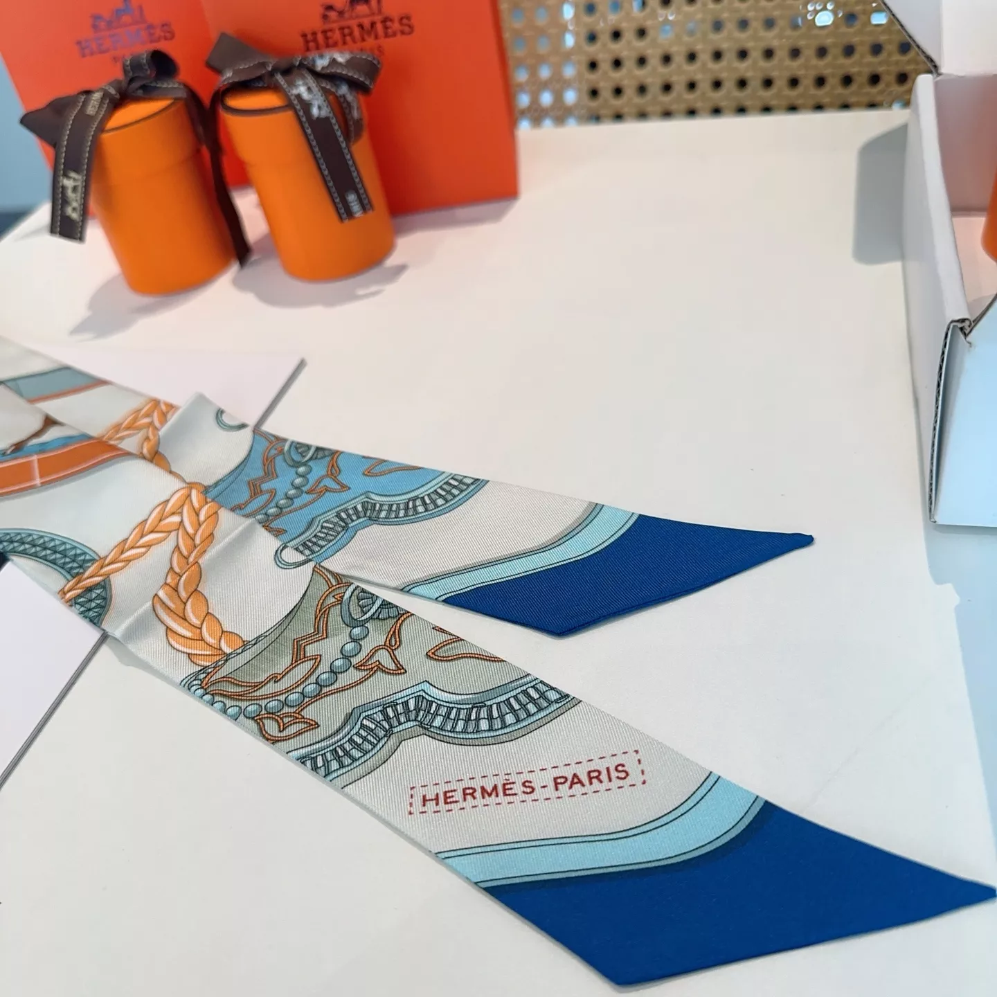 Elegant 5173 Hermes Silk Scarf