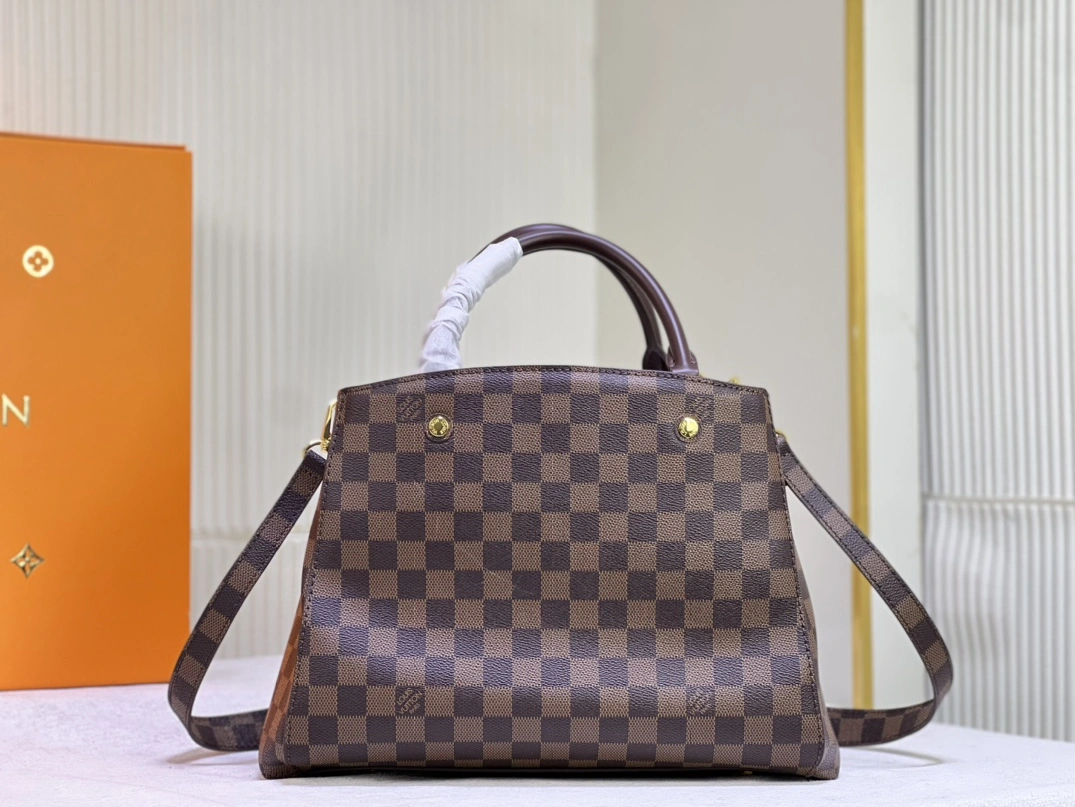 Elegant 5638 Louis Vuitton AAA Quality Handbags For Women - Image 5