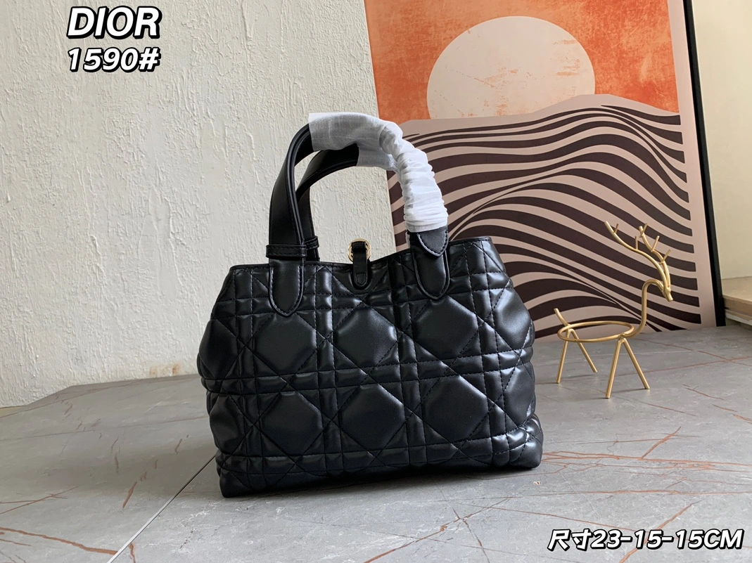 EyeCatching 2284 Christian Dior AAA Quality Handbags For Women - Image 4