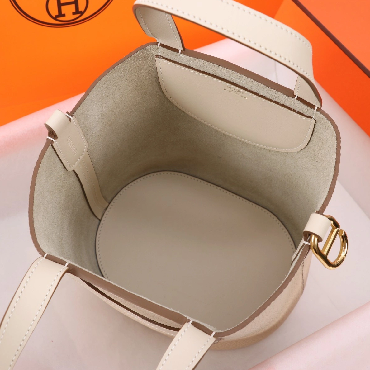 EyeCatching 6653 Hermes AAA Quality Handbags In Gold For Women - Image 7