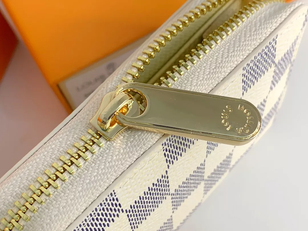 EyeCatching 9632 Louis Vuitton LV Card Case - Image 4