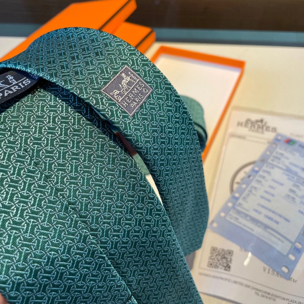 Fashionable 2654 Hermes Necktie For Men - Image 4