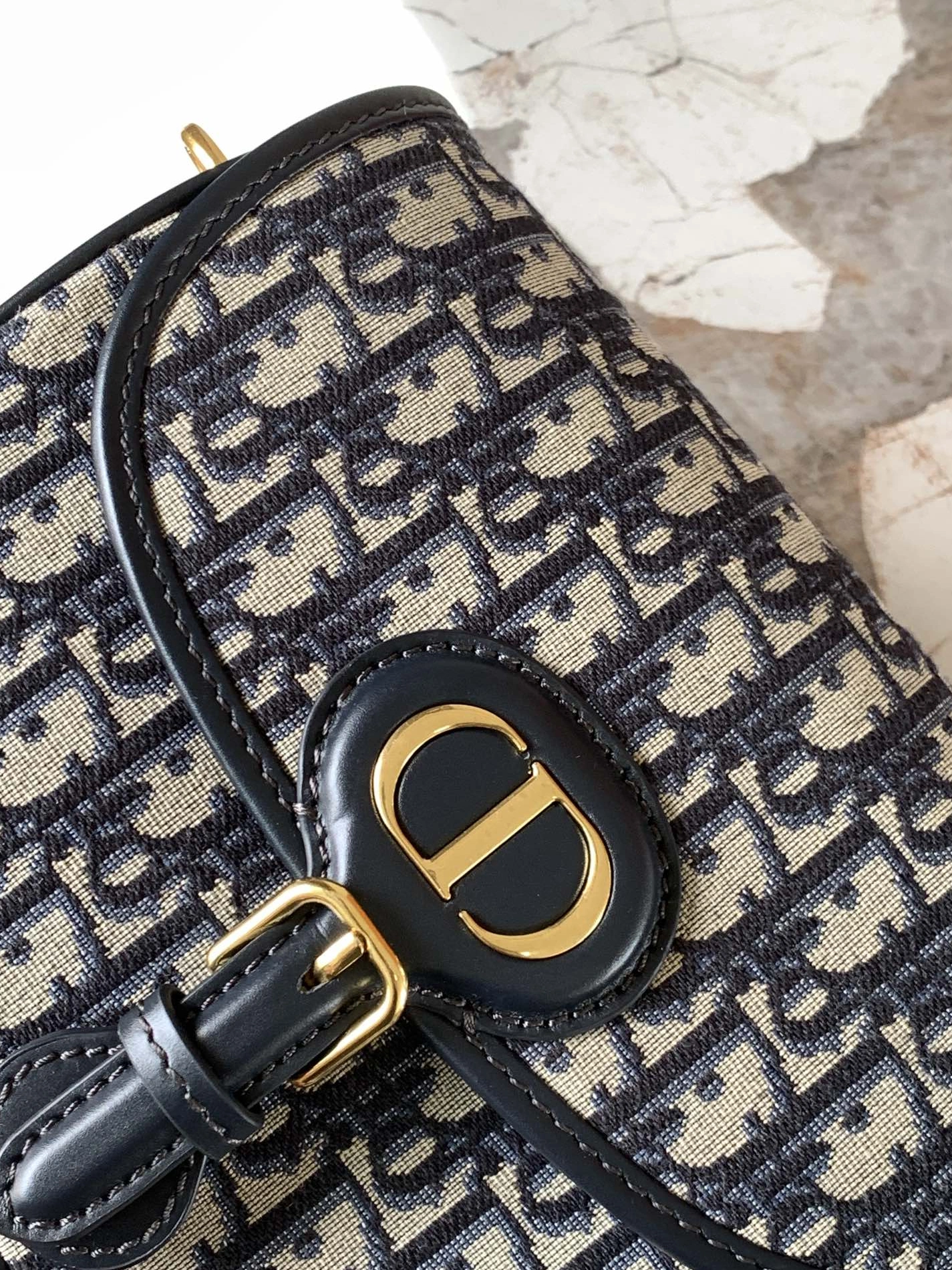 Fashionable 7228 Christian Dior AAA Quality Messenger Bags For Women - Image 5