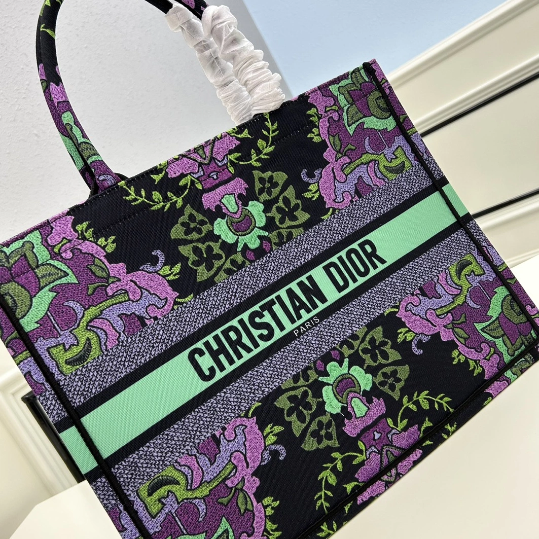 Flexible 353 Christian Dior AAA Quality Tote-Handbags For Women - Image 4