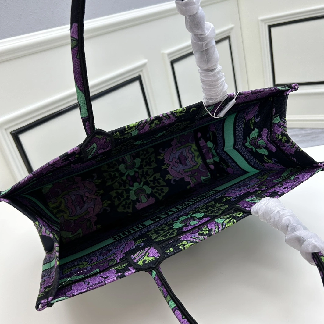 Flexible 353 Christian Dior AAA Quality Tote-Handbags For Women - Image 6